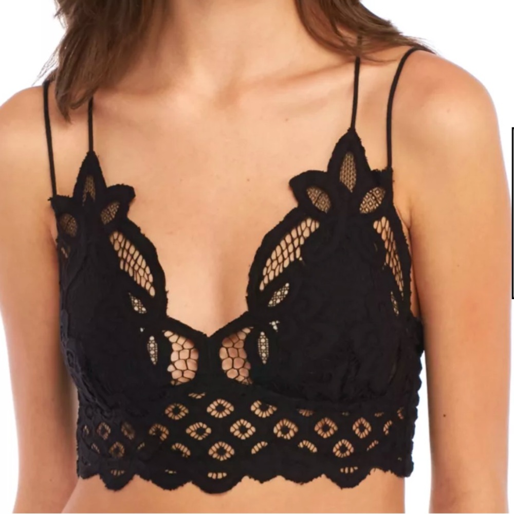 EUC Free People Ardella Lace Bralette in black onyx size medium